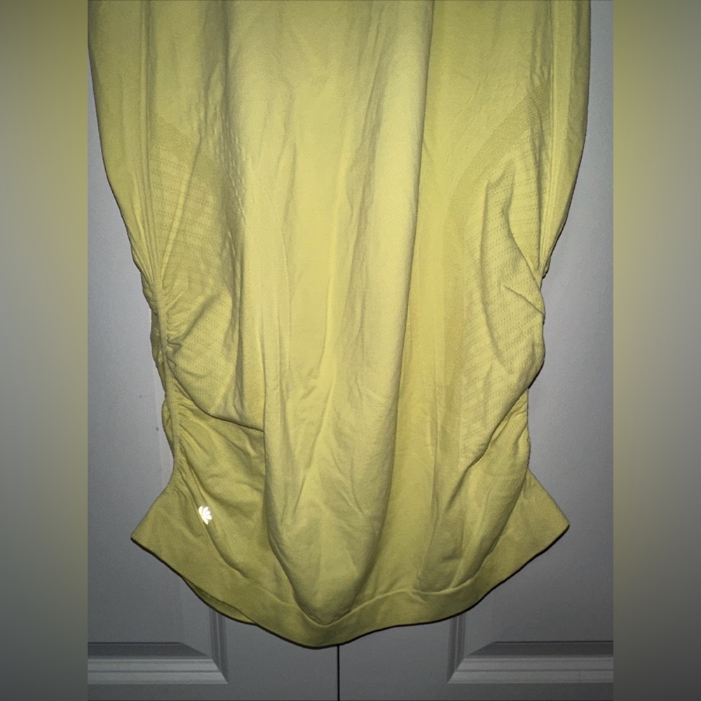 Athleta Speedlight Racerback Workout Tank Top M Yellow - Picture 3 of 4